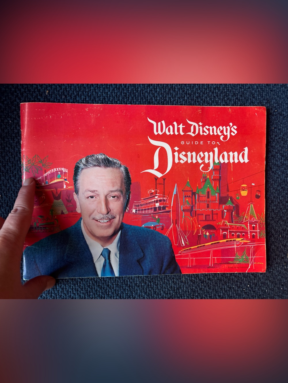 Vintage guide to Disneyland 1961